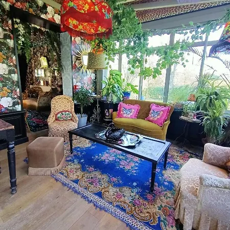 Panzió Un Parfum De Violette 3*