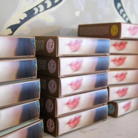 Un Parfum De Violette Fourneville