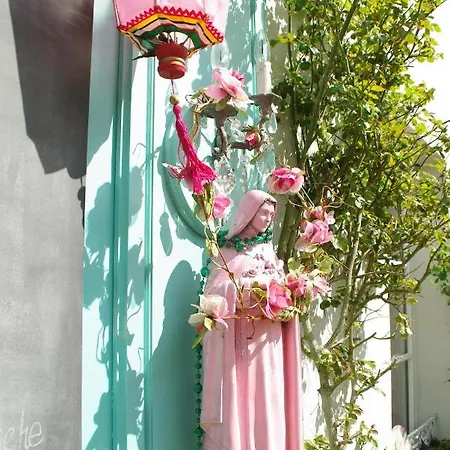 Bed & Breakfast Un Parfum De Violette 3*