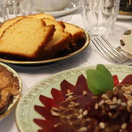 Un Parfum De Violette 3* Fourneville