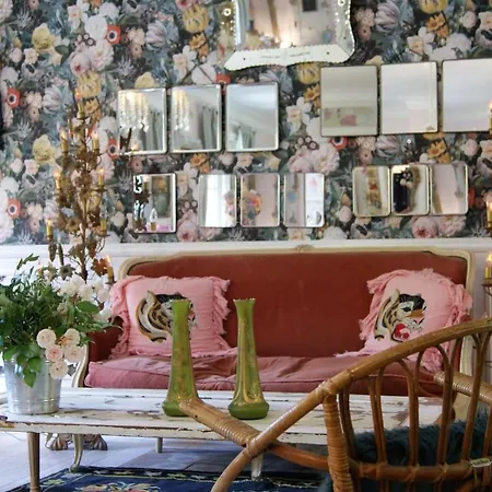 Un Parfum De Violette Bed & Breakfast