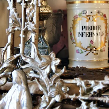 Un Parfum De Violette Bed & Breakfast 3*