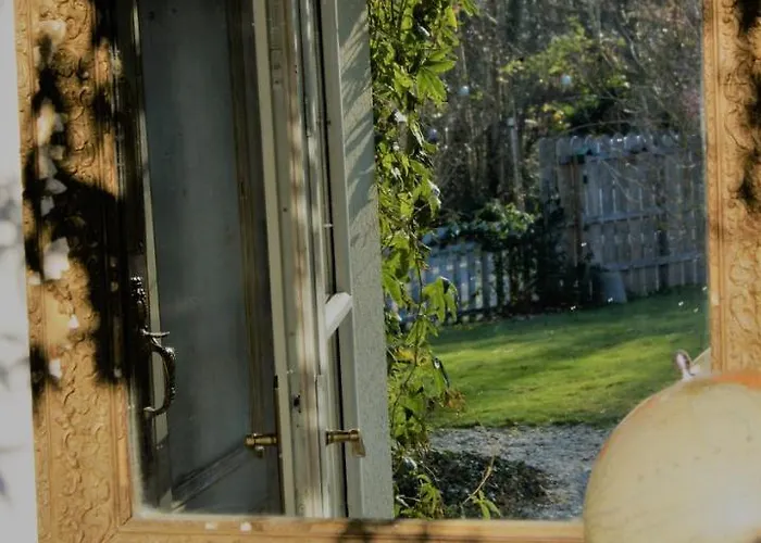 Un Parfum De Violette 3* Fourneville