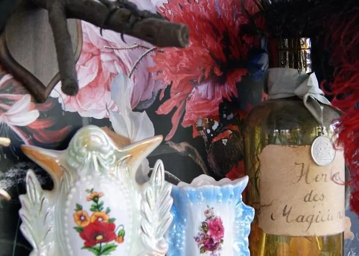 Un Parfum De Violette 3* Fourneville