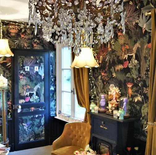 Un Parfum De Violette לינה וארוחת בוקר 3*